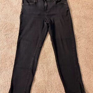 1822 Denim Women's Black Straight Leg Jeans